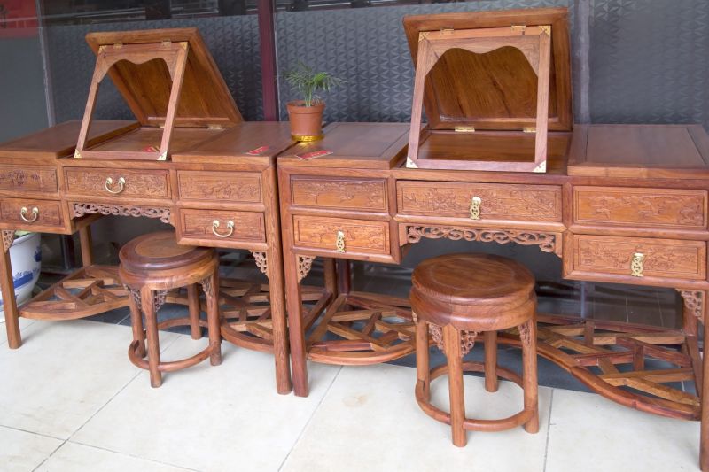 Commode Restoration